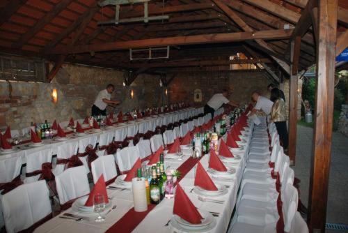 Gasthaus Joo-Wellness Pension Rábapaty Buitenkant foto