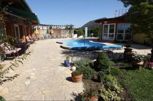 Gasthaus Joo-Wellness Pension Rábapaty Buitenkant foto