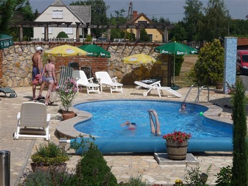 Gasthaus Joo-Wellness Pension Rábapaty Buitenkant foto